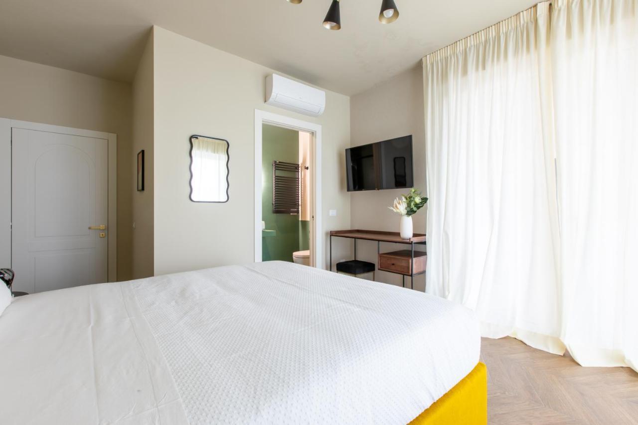 Daplace - Corso Sempione Suites Milan Exterior photo
